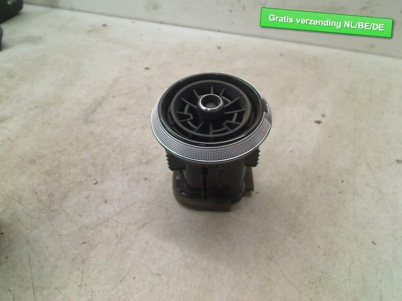 DASHBOARD LUCHTROOSTER Audi A3 Limousine (8VS / 8VM), Info@audi.de, Audi, Audi AG, Gebruikt