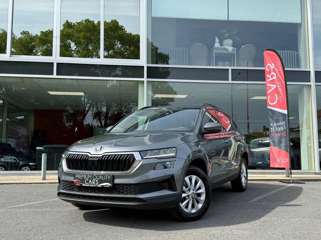 Skoda Karoq AUTOMAAT / CARPLAY / AIRCO / CAMERA / CRUISECONT, Auto's, Skoda, Bedrijf, Te koop, Karoq, ABS, Adaptieve lichten, Airbags