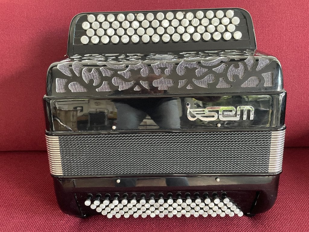 Z.g.a.n. kleine SEM knopaccordeon .80 bas .DO3., Muziek en Instrumenten, 80-bas, Met koffer, Ophalen of Verzenden, Zo goed als nieuw