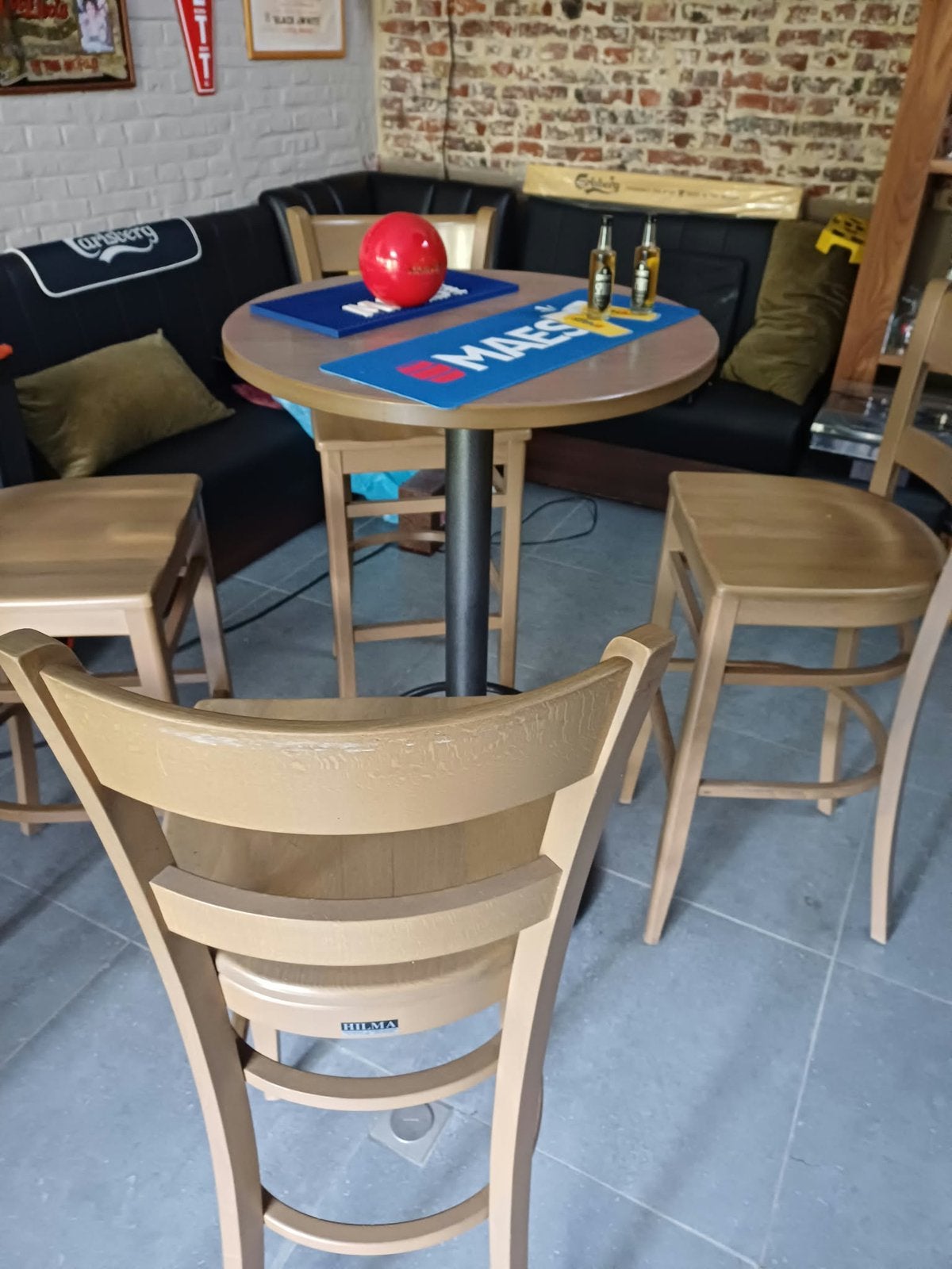 Bartafel met 4 stoelen, Ophalen, Gebruikt, Hout, 4 zitplaatsen