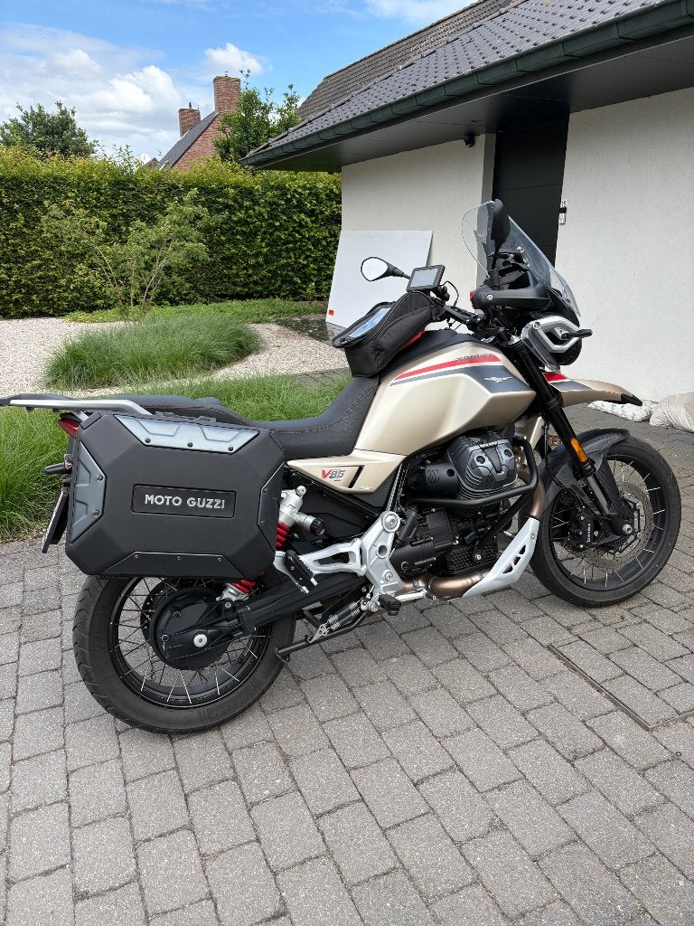 Moto Guzzi V85 tt travel, Motos, Motos | Moto Guzzi, Permis Moto A, Tourisme, Plus de 35 kW, 2 cylindres