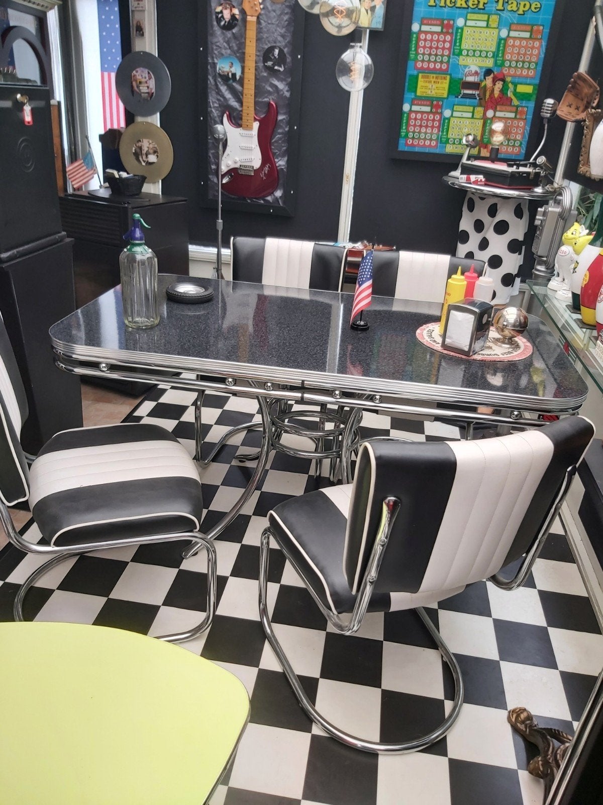 Bel Air vintage tafel, Verzamelen, Ophalen