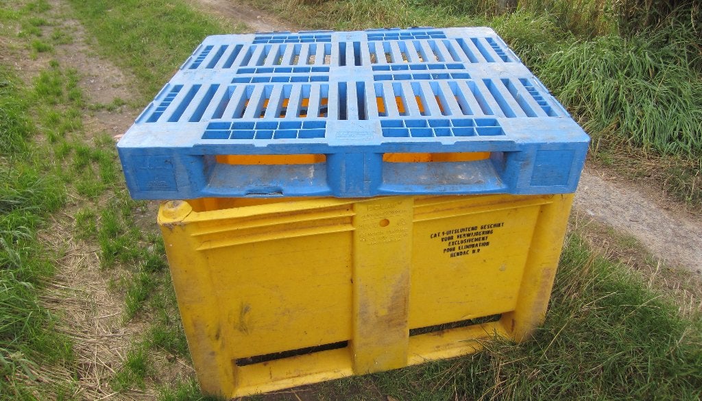 Plastiek-plastic-kunststof pallets paletten +kist : alle mat, Enlèvement
