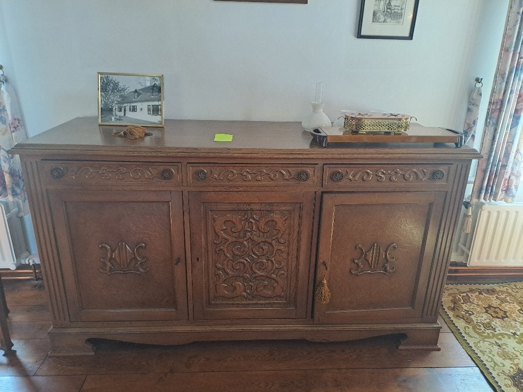Gratis op te halen nu zaterdag 26092026 eiken dressoir, Ophalen, Gebruikt, Met lade(s), 150 tot 200 cm