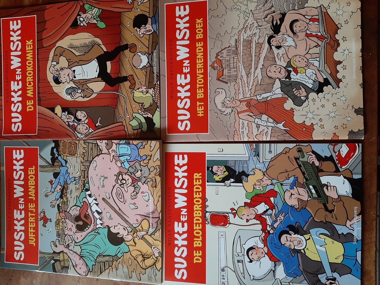 4 suske en wiske  3 kruidvat strips en bloedbroeders, Boeken, Verzenden