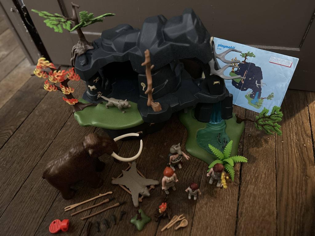 Playmobil 5100 - Grotte préhistorique avec mammouth, Enfants & Bébés, Jouets | Playmobil, Enlèvement, Utilisé, Ensemble complet