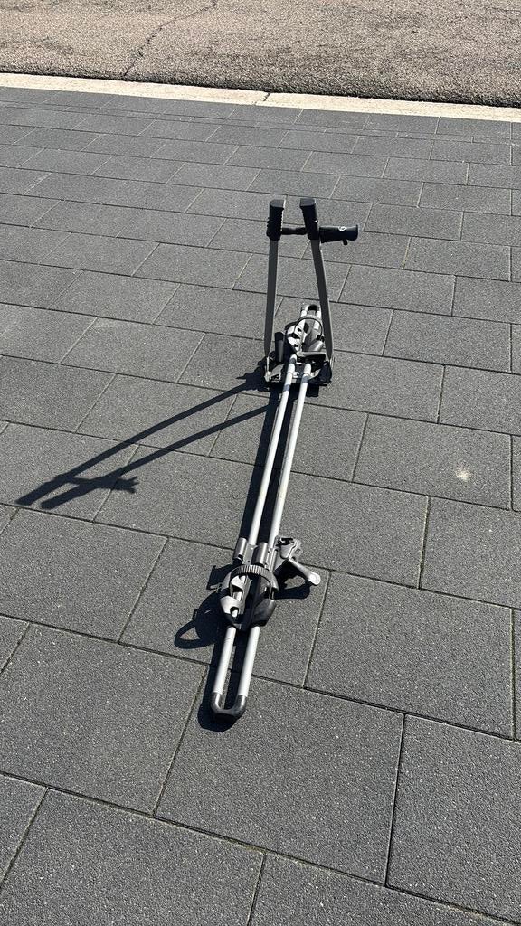Thule fietsendrager freeride voor op dak, Enlèvement, Comme neuf