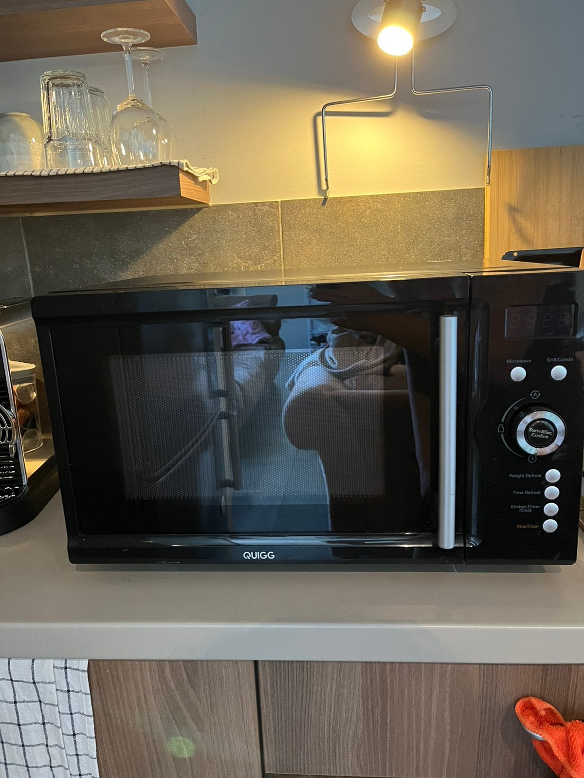 Microwave oven with grill, Elektronische apparatuur, Microgolfovens, Ophalen, Microgolfoven, Grill, Zo goed als nieuw