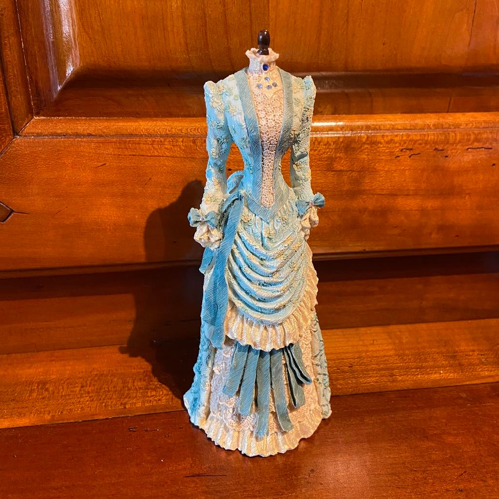 Victorian Treasures beeld., Ophalen, Zo goed als nieuw