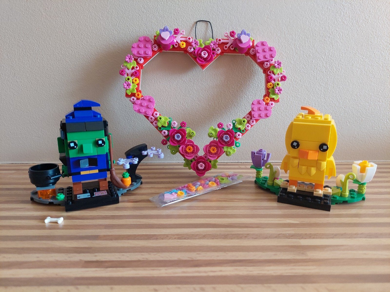 Lego Brickheadz : couronne fleurs, sorcière, poussin, Enlèvement ou Envoi, BrickHeadz, Lego, Ensemble complet