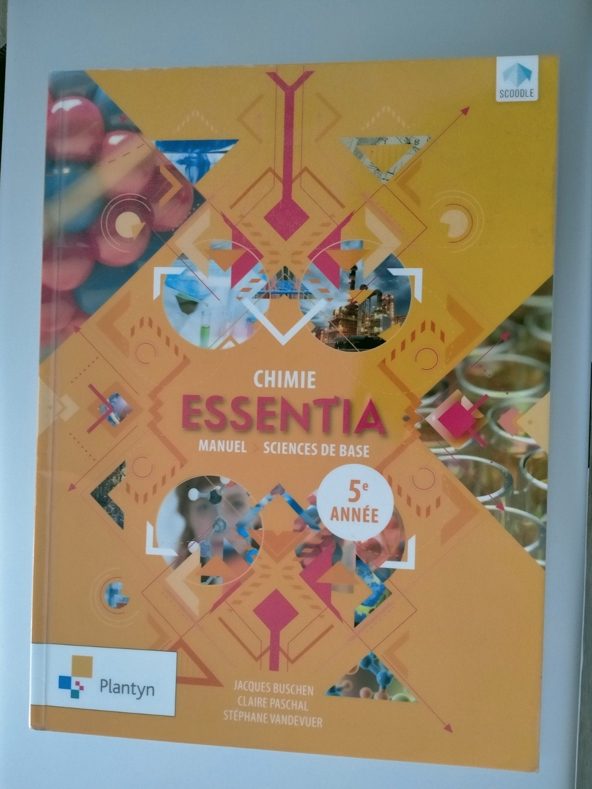 Essentia 5 manuel de chimie, Enlèvement, Chimie