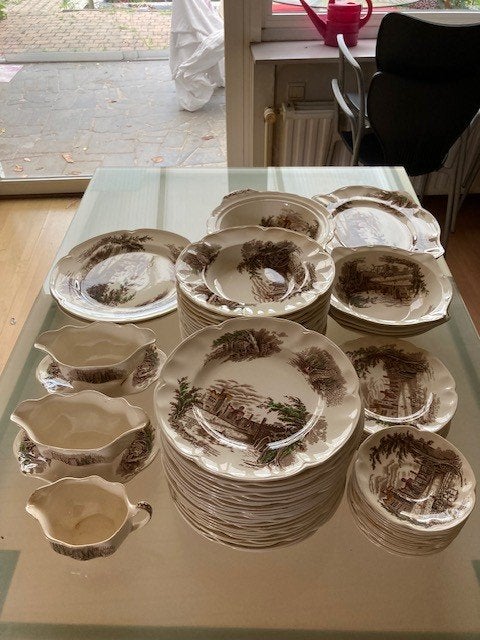 Haddon hall servies van Johnson Bros., Ophalen