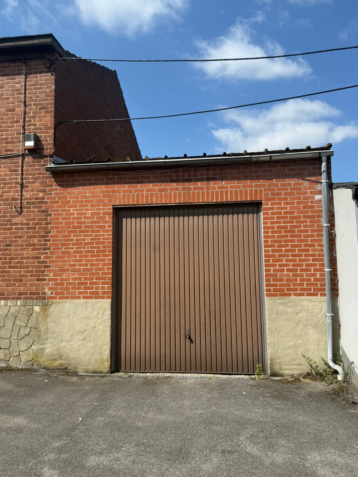Garage 4 voitures a louer