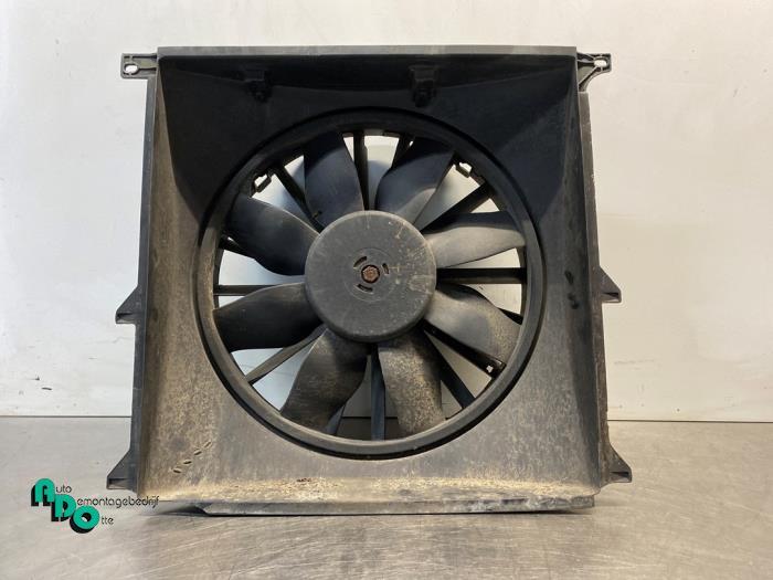 Ventilateur d'un BMW 3-Serie (3-Serie 90-), Autos : Pièces & Accessoires, -, 3 mois de garantie, Utilisé, -