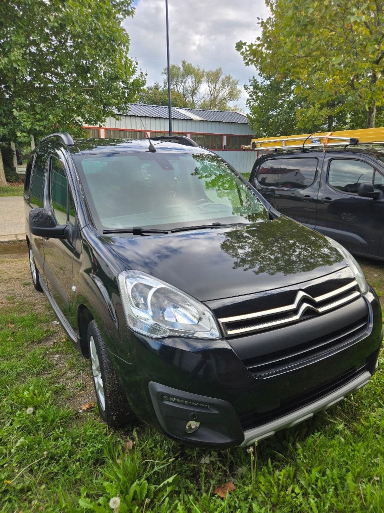 Auto Citroën Berlingo, Euro 6, Zwart, Berlingo, Particulier