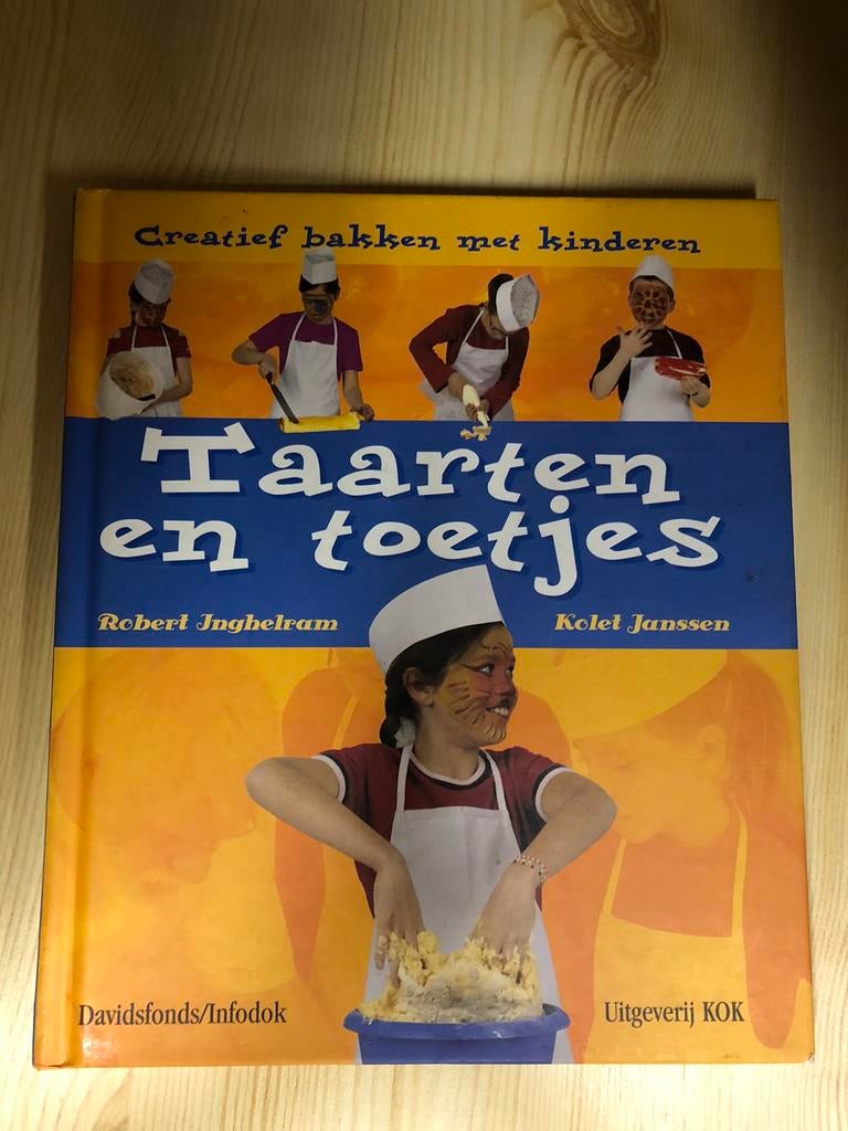 Taarten en toetjes kinderkookboek, Ophalen of Verzenden, Zo goed als nieuw