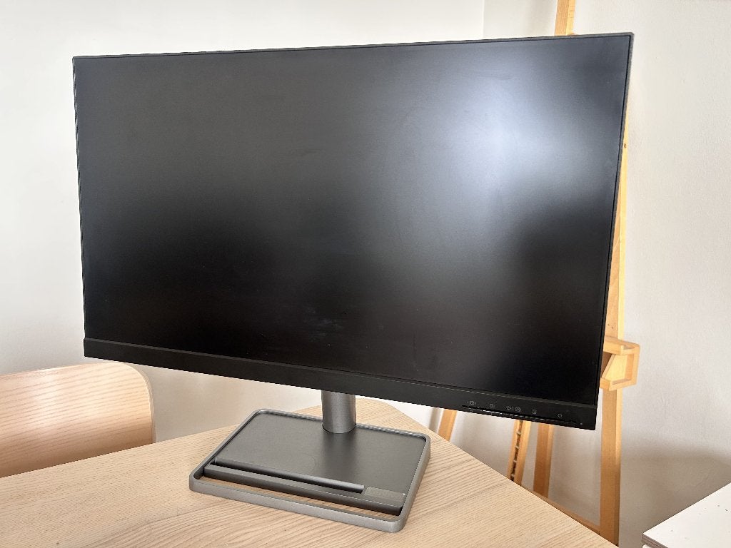Lenovo Screen / Lenovo Scherm, Computers en Software, Monitoren, In hoogte verstelbaar, Minder dan 1 ms, Zo goed als nieuw, Overige typen