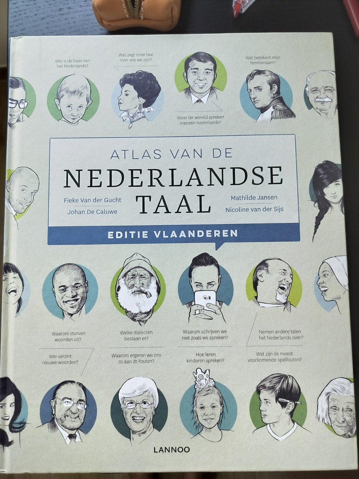 Atlas van de Nederlandse taal, Ophalen of Verzenden, Gelezen, Johan De Caluwe; Mathilde Jansen; Fieke Van der Gucht; Nicoli...