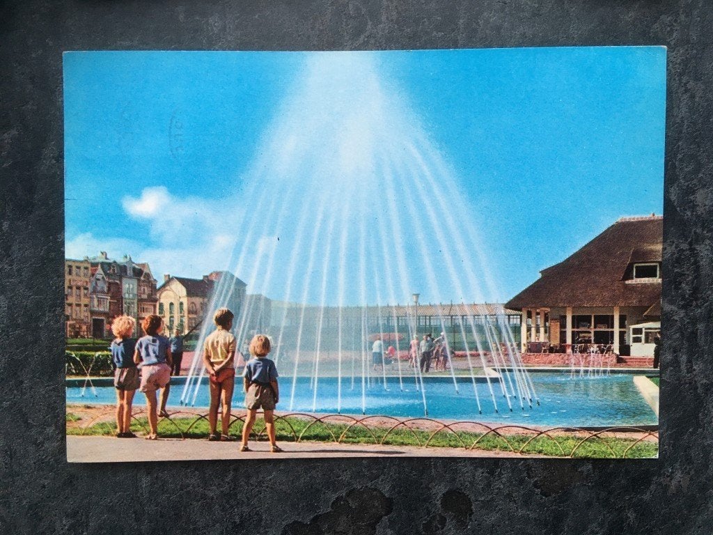 postkaart Blankenberge - Le Parc - Tennis met fontein, Ophalen of Verzenden, Gelopen, West-Vlaanderen