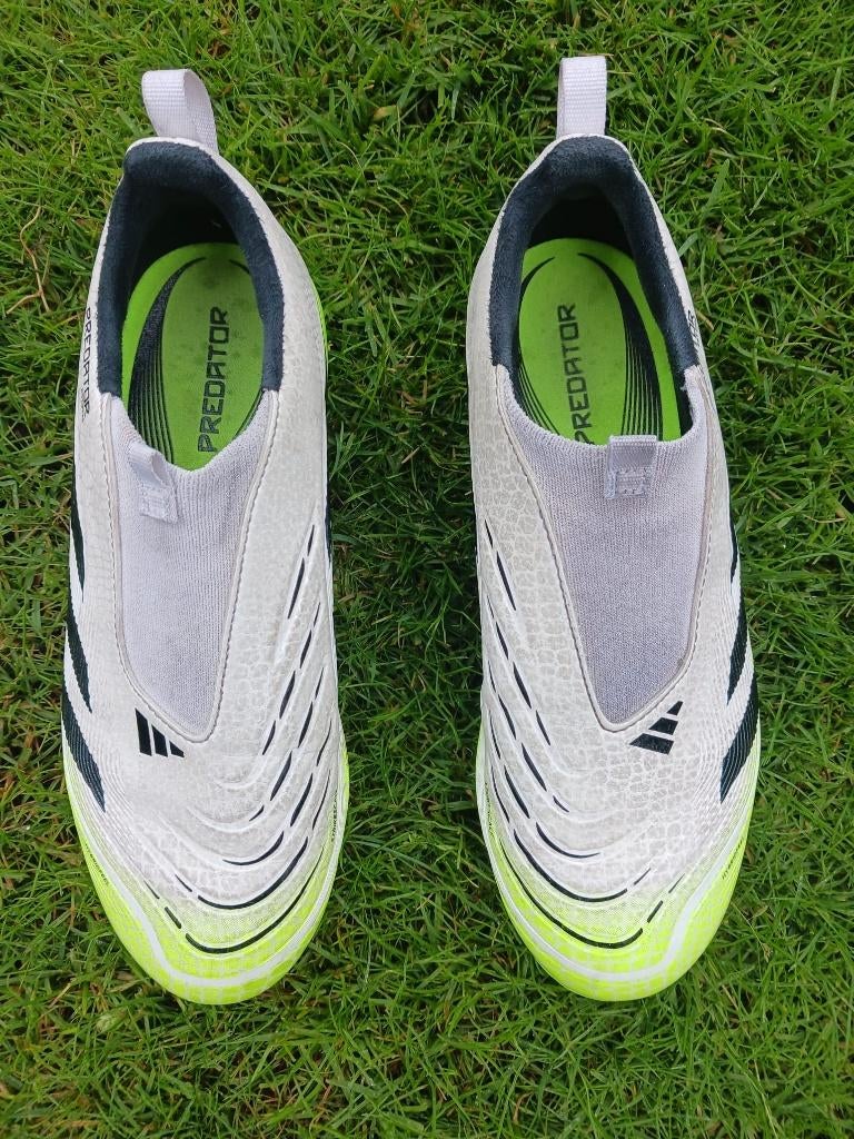 Predator maat 36 (voetbalschoen), Sport en Fitness, Voetbal, Ophalen, Zo goed als nieuw, Schoenen