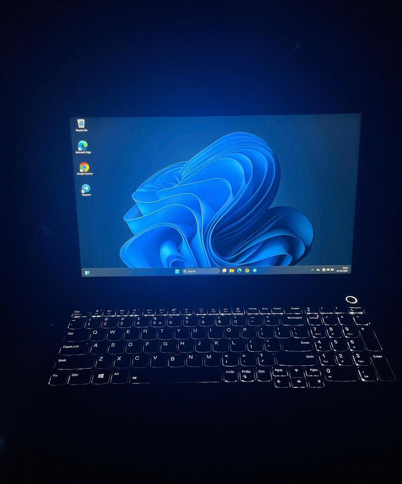 Lenovo Thinkpad 24GB RAM DDR4, Ophalen of Verzenden, Zo goed als nieuw, SSD