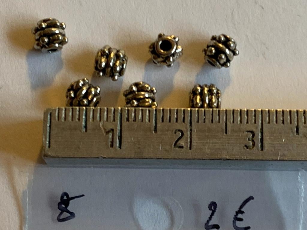 8 metalen kralen, Enlèvement ou Envoi, Neuf, Perle