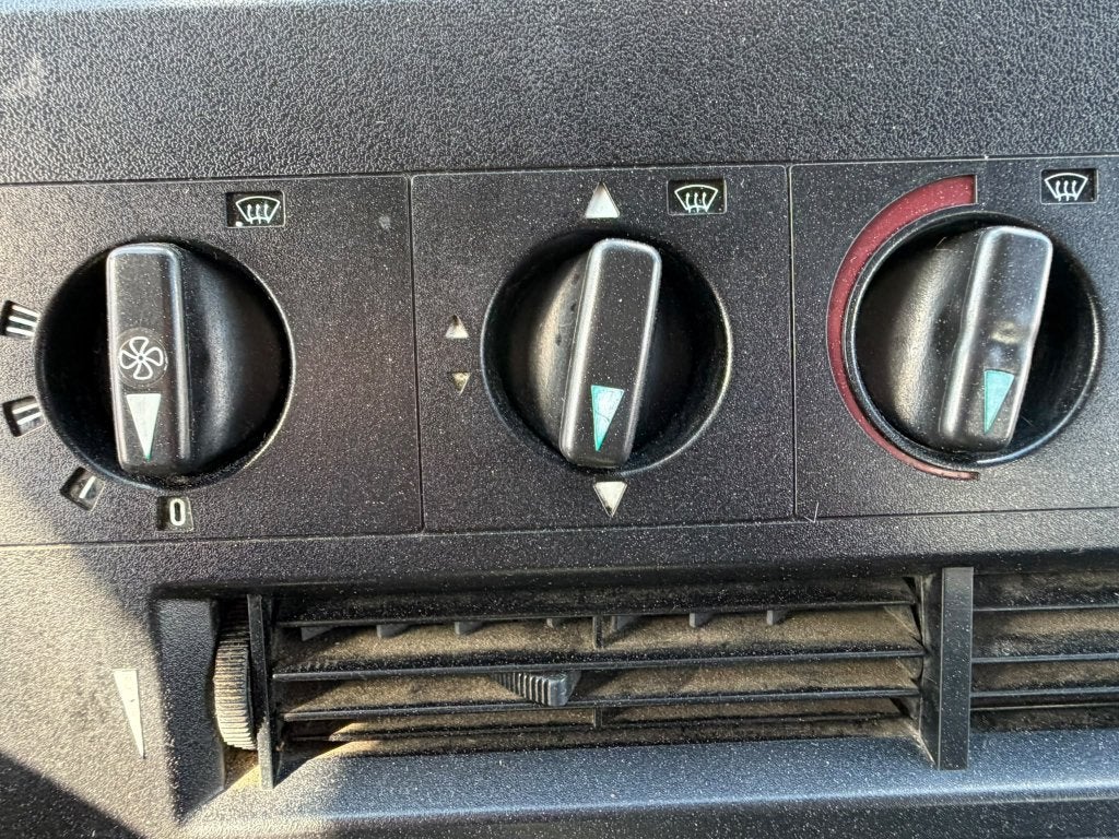 Mercedes Vario 813D (Stock ID 43007) — 18