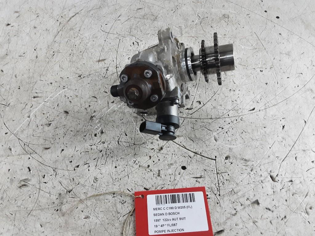 POMPE D'INJECTION Mercedes-Benz C (W205) (A6540704301), Autos : Pièces & Accessoires, Mercedes-Benz, Mevr. I. Hauben, Utilisé