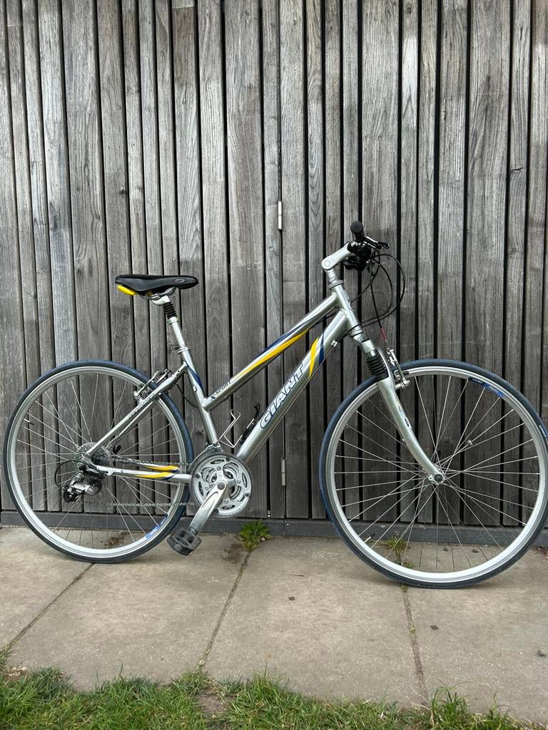 Giant X-Sport hybride fiets – maat 52 (M/L) – Shimano Deore, Vélos & Vélomoteurs, Vélos | Femmes | Vélos de sport & de randonnée