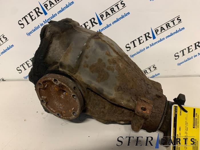 Différentiel arrière d'un Mercedes E-Klasse, Autos : Pièces & Accessoires, Freins & Transmission, Mercedes-Benz, Utilisé, 3 mois de garantie