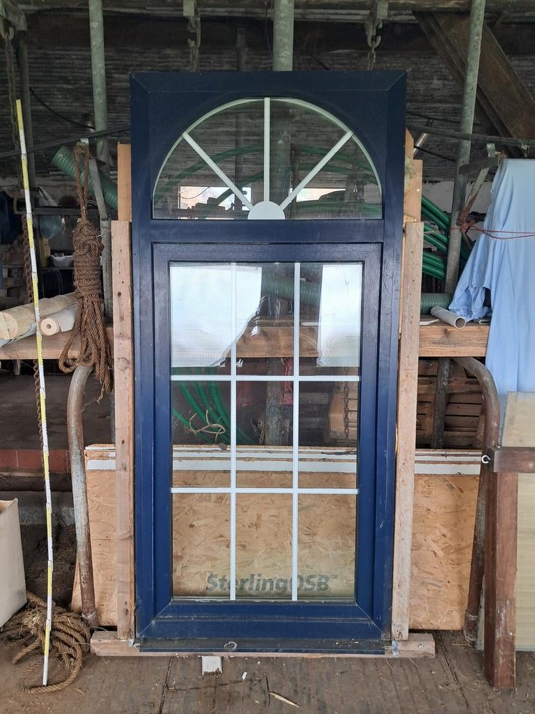 Pvc raam 93 cm 2 meter hoogte, Ophalen