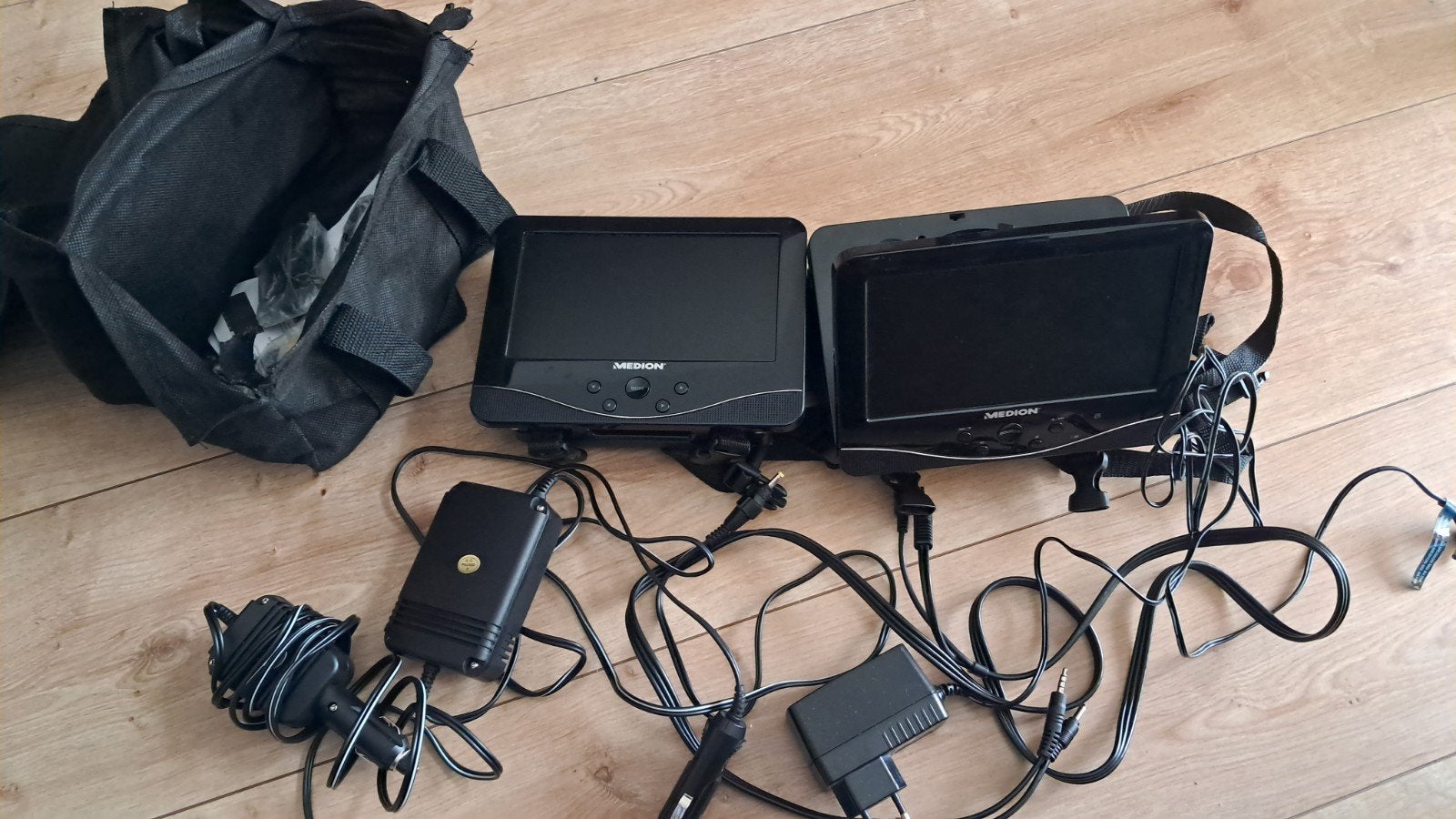 Mini tv pour voiture, Enlèvement