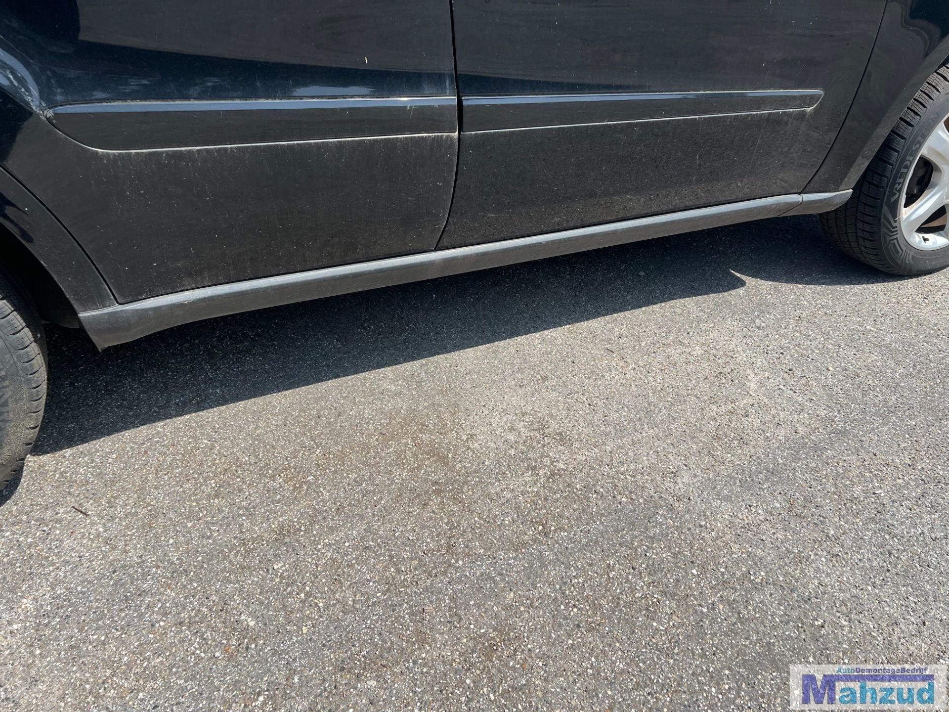 MERCEDES ML W164 sideskirt zijskirt rechts 2005-2011, Gebruikt, Mercedes-Benz AG, Mercedes-Benz, Mercedesstrasse 120
70372  Stuttgart, DE