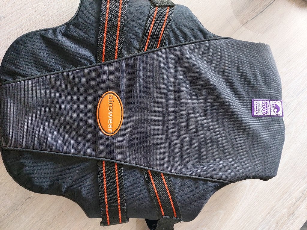 Gilet de protection Airowear outlyne 2009 taille 2 slim, Autres marques, Avec grip, Comme neuf, Enlèvement