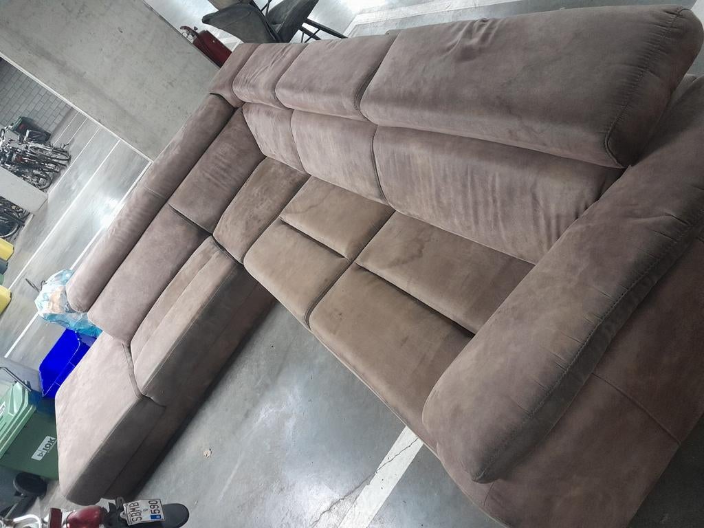 Gratis hoekzetel + salontafel, Huis en Inrichting, Ophalen