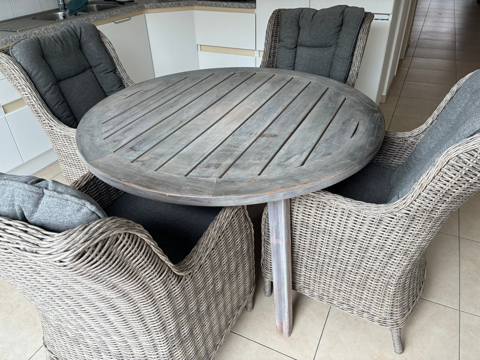 Tuintafel met 4 stoelen, Ophalen, Gebruikt