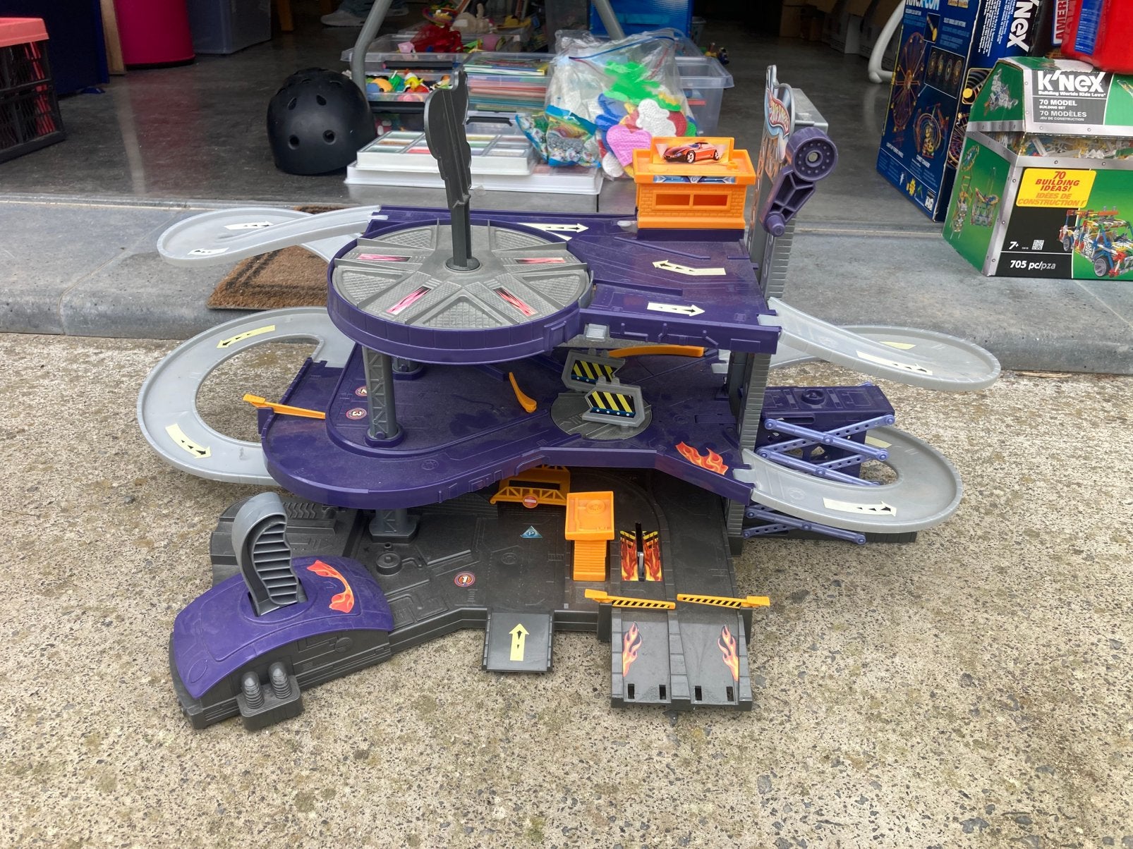 Garage hotwheels, Pièces, Enlèvement, Utilisé, Hot Wheels