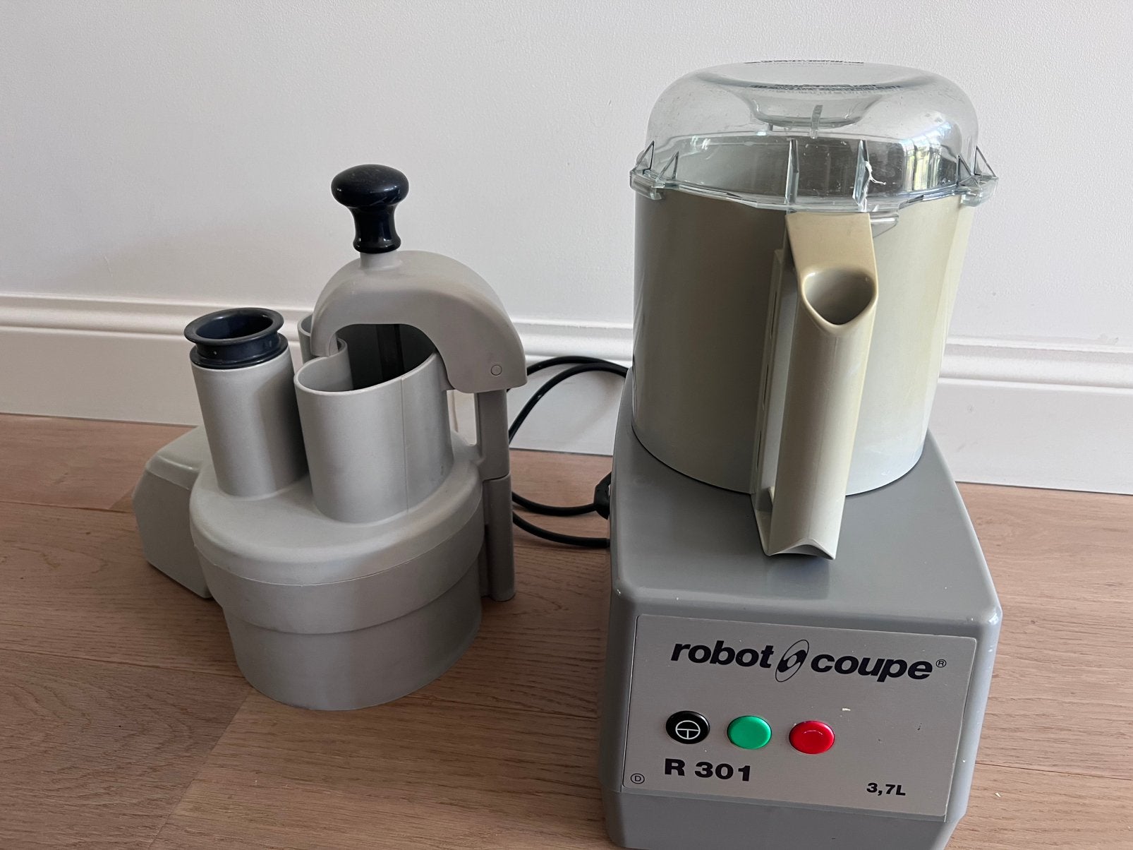 Robot coupe R301, Ophalen