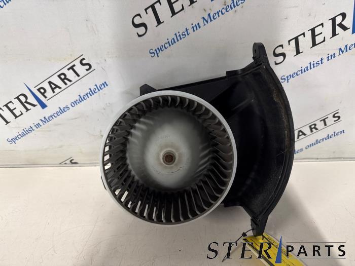 Moteur de ventilation chauffage d'un Mercedes Citan, Autos : Pièces & Accessoires, 3 mois de garantie, Utilisé, -, -