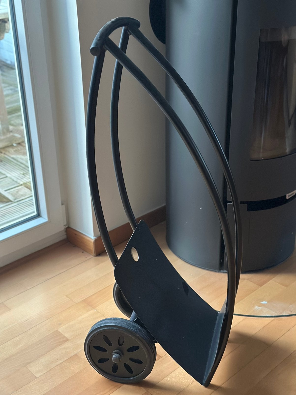 Chariot porte- Buches en acier noir avec grandes roues, Enlèvement, Comme neuf