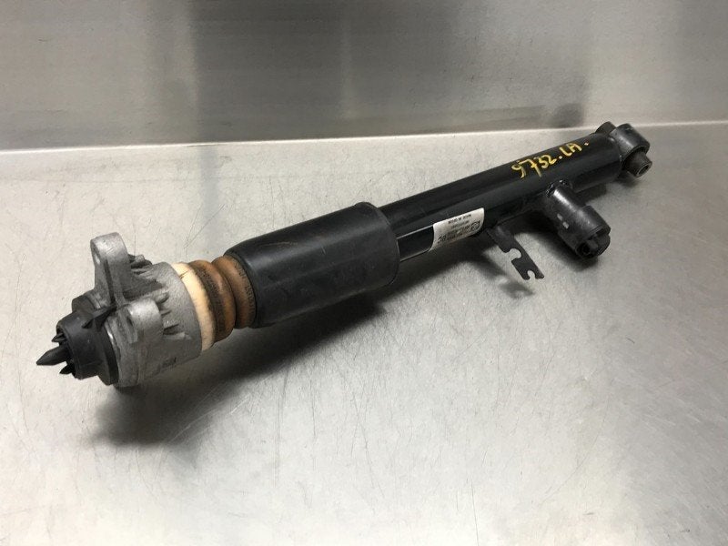 AMORTISSEUR ARRIÈRE GAUCHE Supra (DB) (|6895295A01|), Utilisé, Toyota
