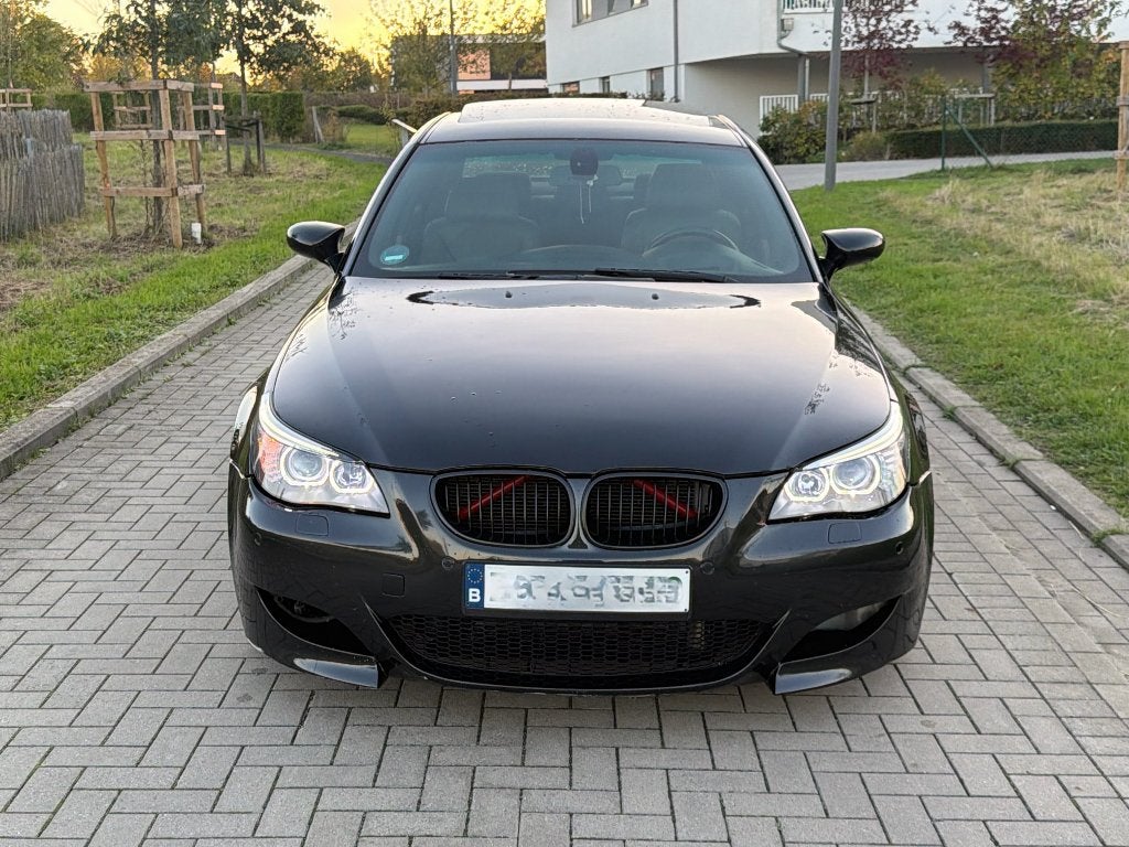 BMW 545i 4.4 V8 333ch KIT M5 - Moteur garanti 1 an, Autos, Automatique, Particulier, Essence, Série 5
