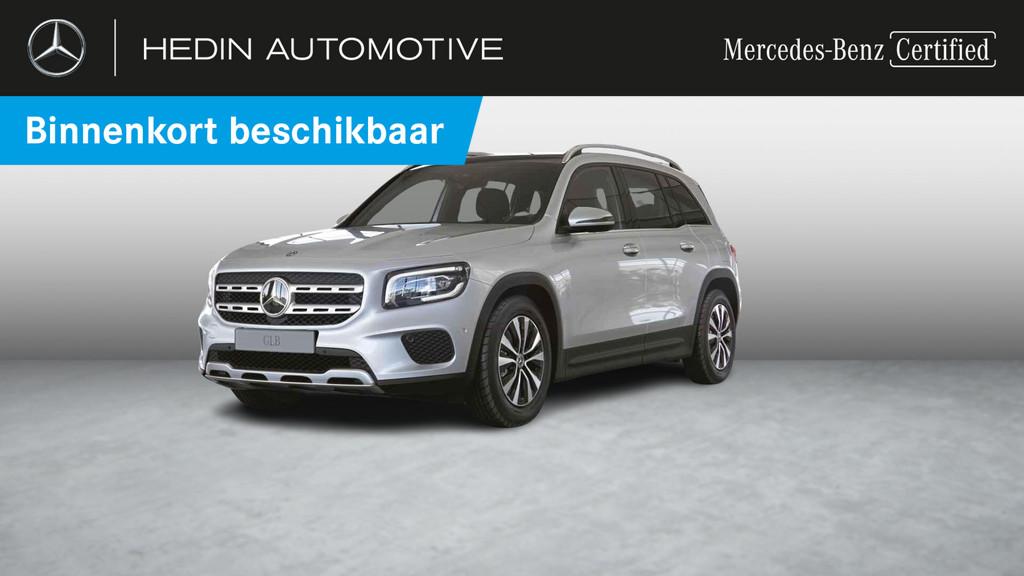 Mercedes-Benz GLB 200 Luxury Line Panoramisch Dak | Verwarmd, Stof, Zwart, 4 cilinders, Wit