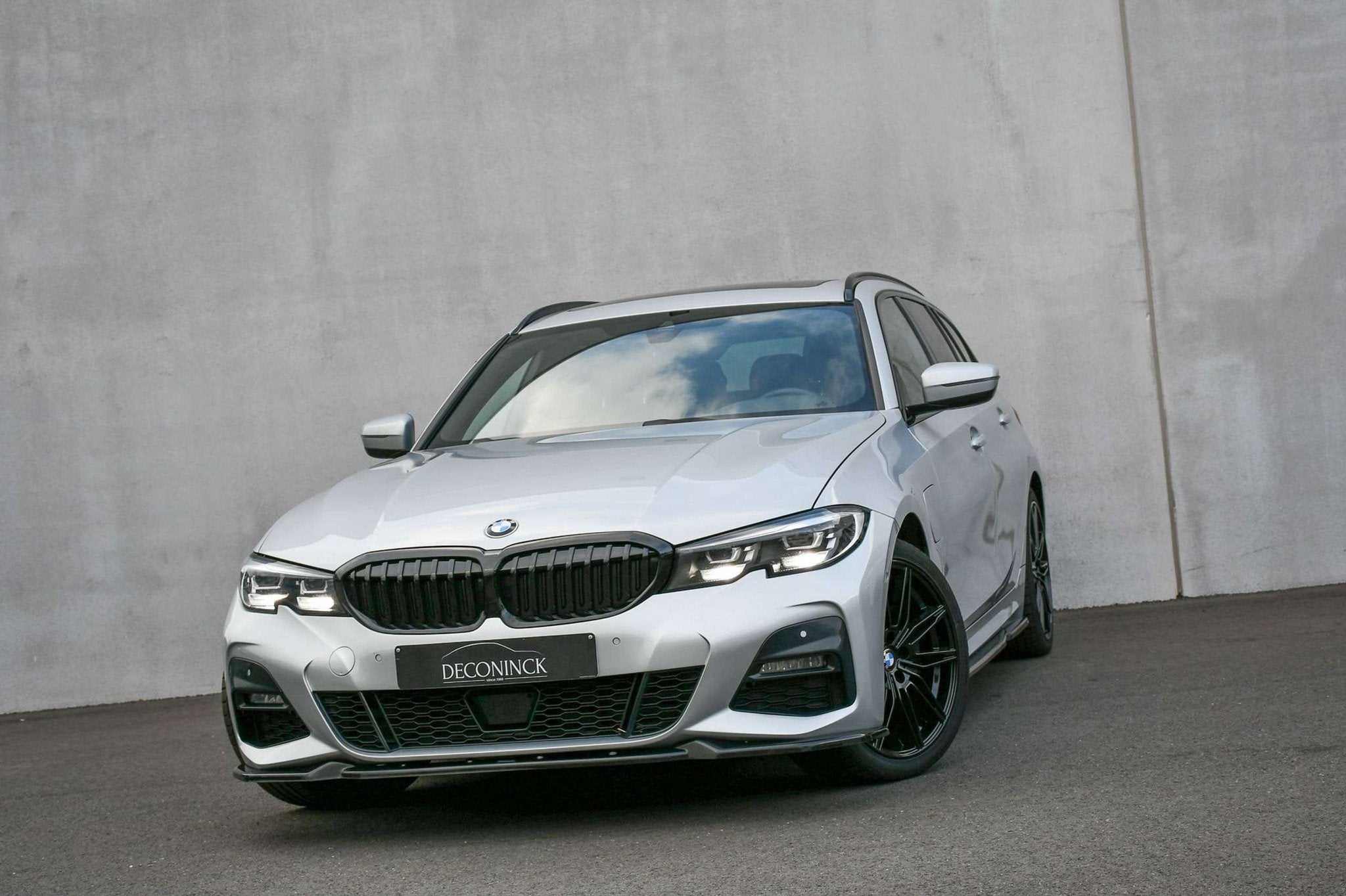 BMW 3 Serie 330 Touring 330eAS *CARPLAY*PANO*CAMERA*LEDER*M-, Auto's, Automaat, 4 cilinders, 1905 kg, Leder