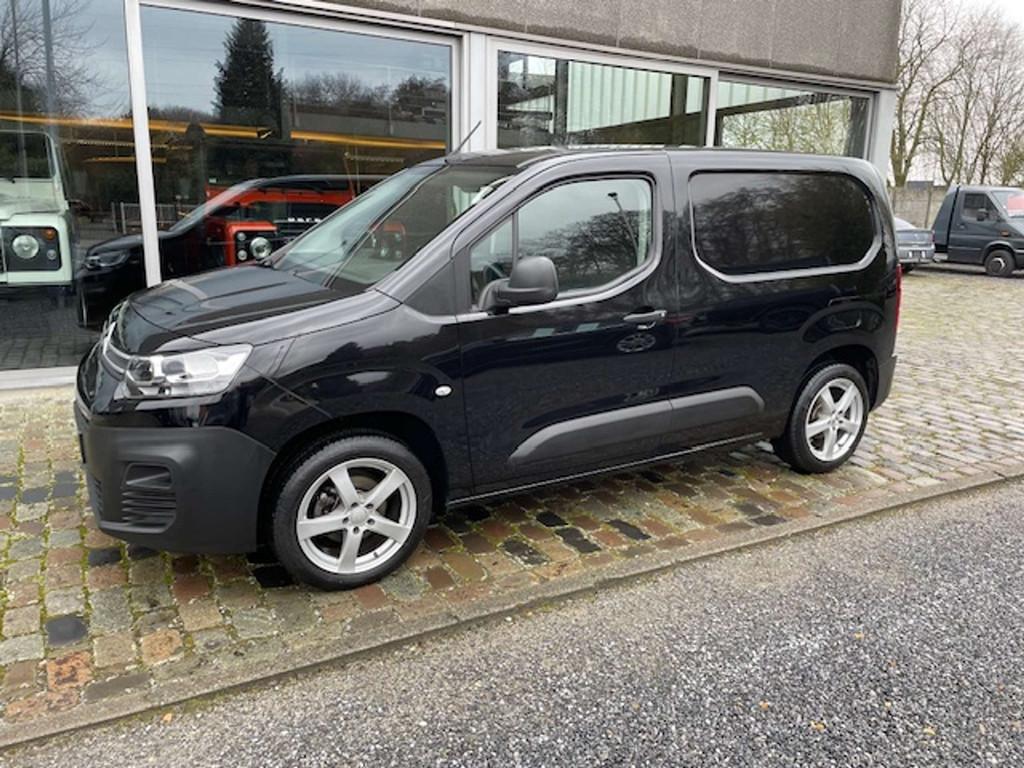 Citroën Berlingo 1.5 BlueHDi 3 ZIT 12.934+BTW (bj 2022), Auto's, Bestelwagens en Lichte vracht, Gebruikt, 4 cilinders, Bedrijf