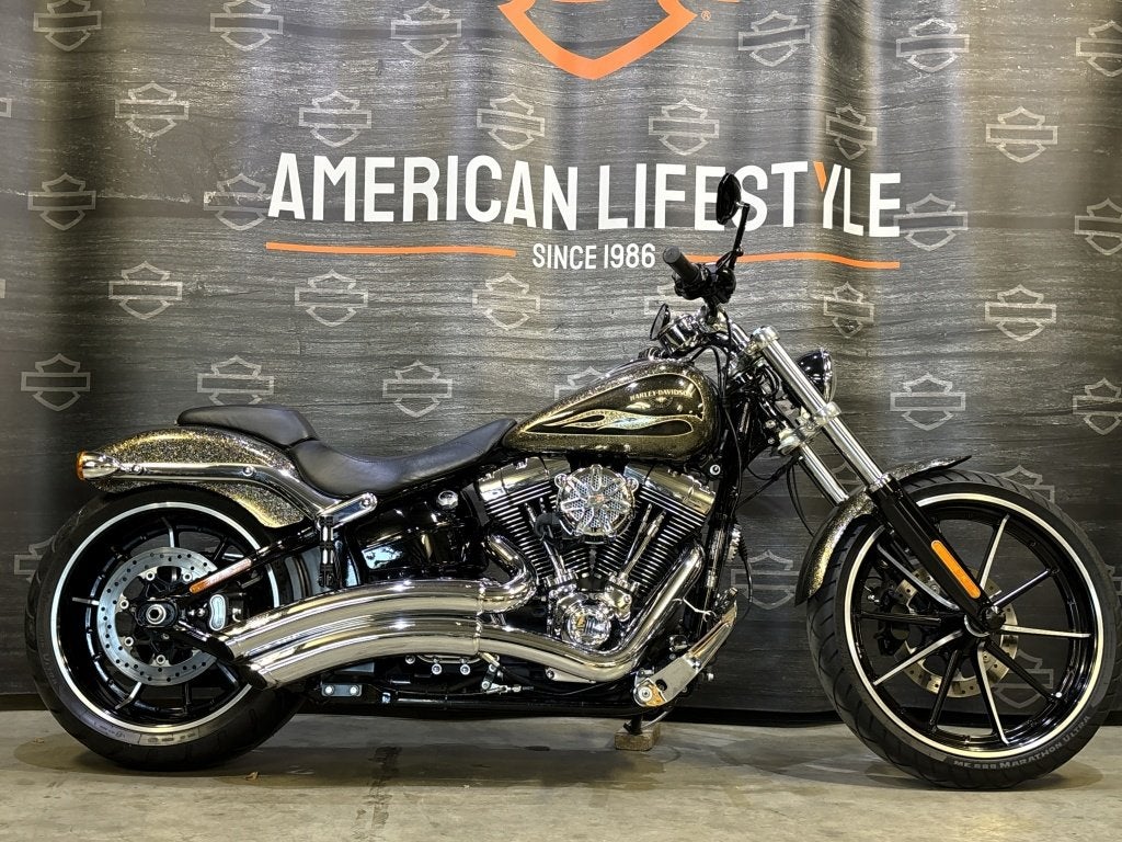 Harley-Davidson Chopper Softail Break Out FXSB, Plus de 35 kW, Customerservices@harley‑davidson.com, 3700 West Juneau Avenue
WI 53208  Milwaukee, US
