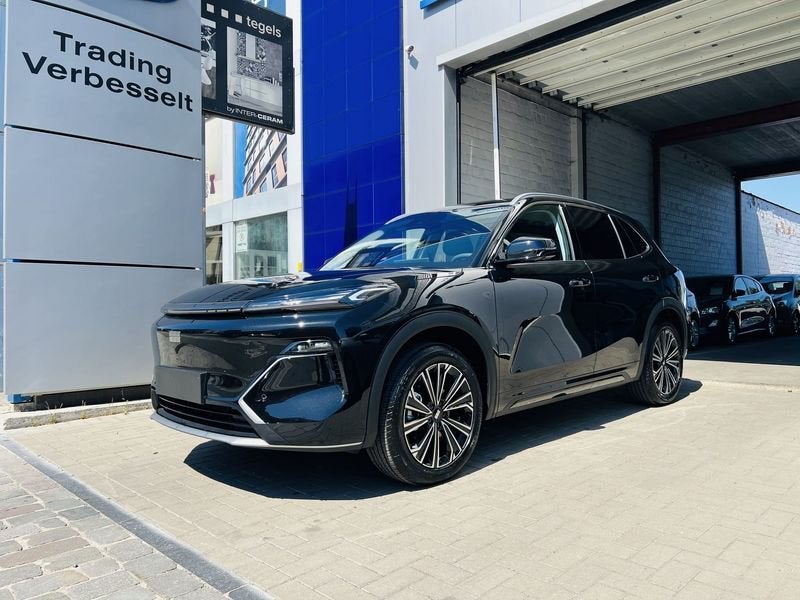 Geely Starray EM-i, Auto's, BYD, 4 cilinders, 192 kW, Zwart, 5 zetels