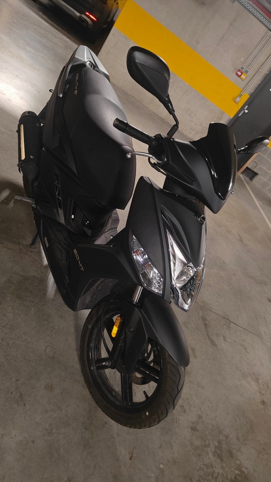 Kymco agility 50 16+, Maison & Meubles, Tables | Tables de salon