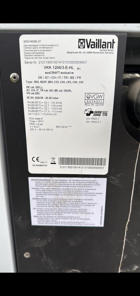 Chaudière gaz à condensation Vaillant ecoCRAFT – 120 kW
P