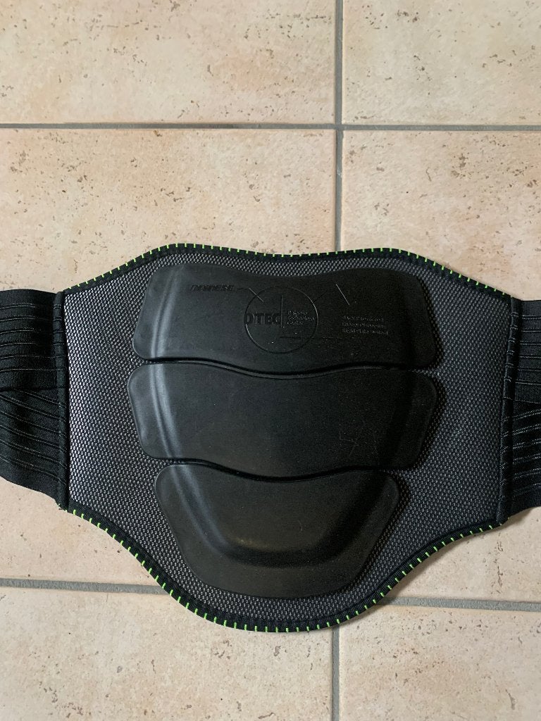Lumbar back protector Dainese XL, Motoren, Ophalen